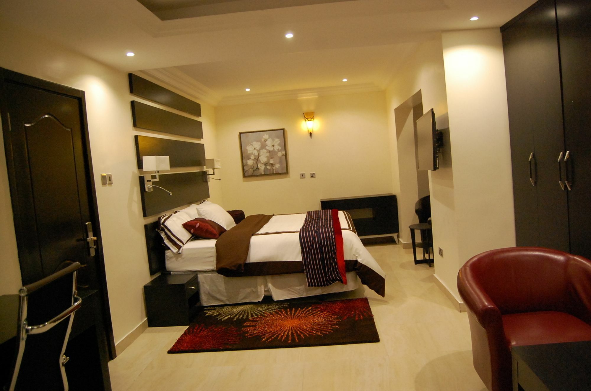 The Montrose Hotel Леки Екстериор снимка